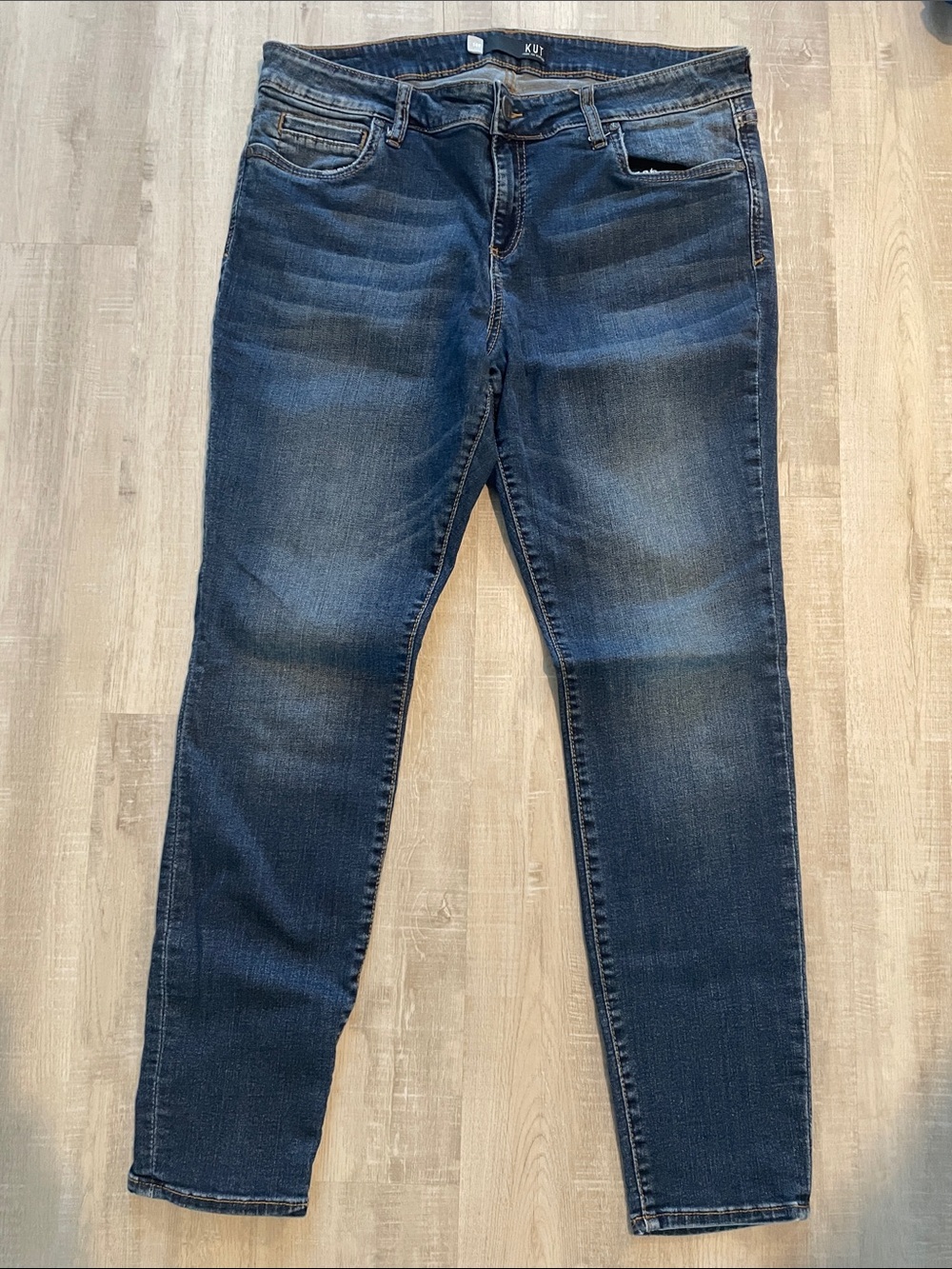 Kut from the Kloth Dark Blue Skinny Jeans